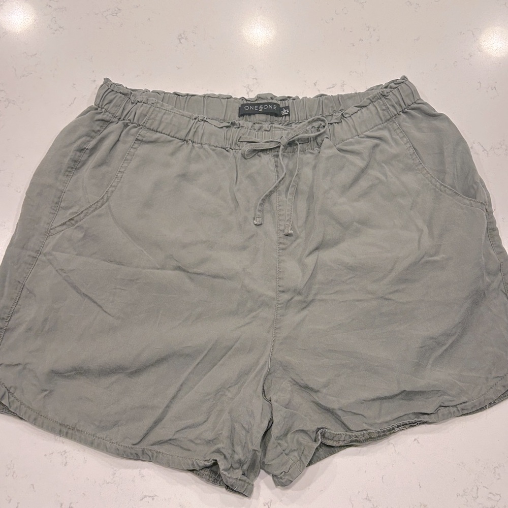 Casual Green Drawstring Waist Shorts